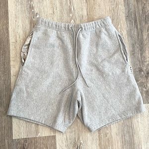 New Advisory Board Crystals ABC.123. Gray Cotton Shorts